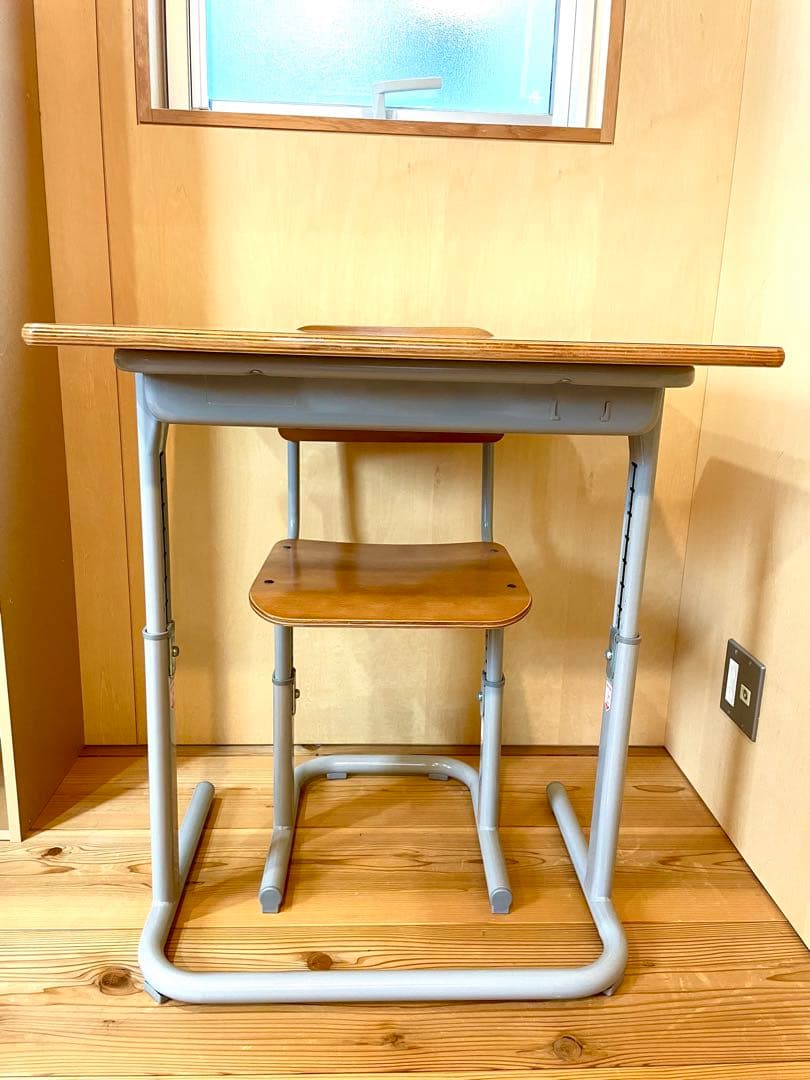 2018年製 KOKUYO 学習机・椅子セット