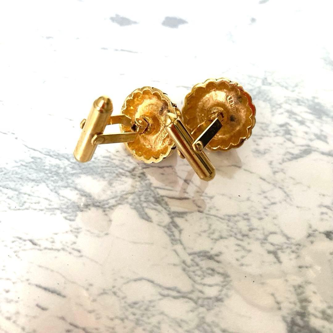 CHANEL シャネル　ネクタイカフスボタン