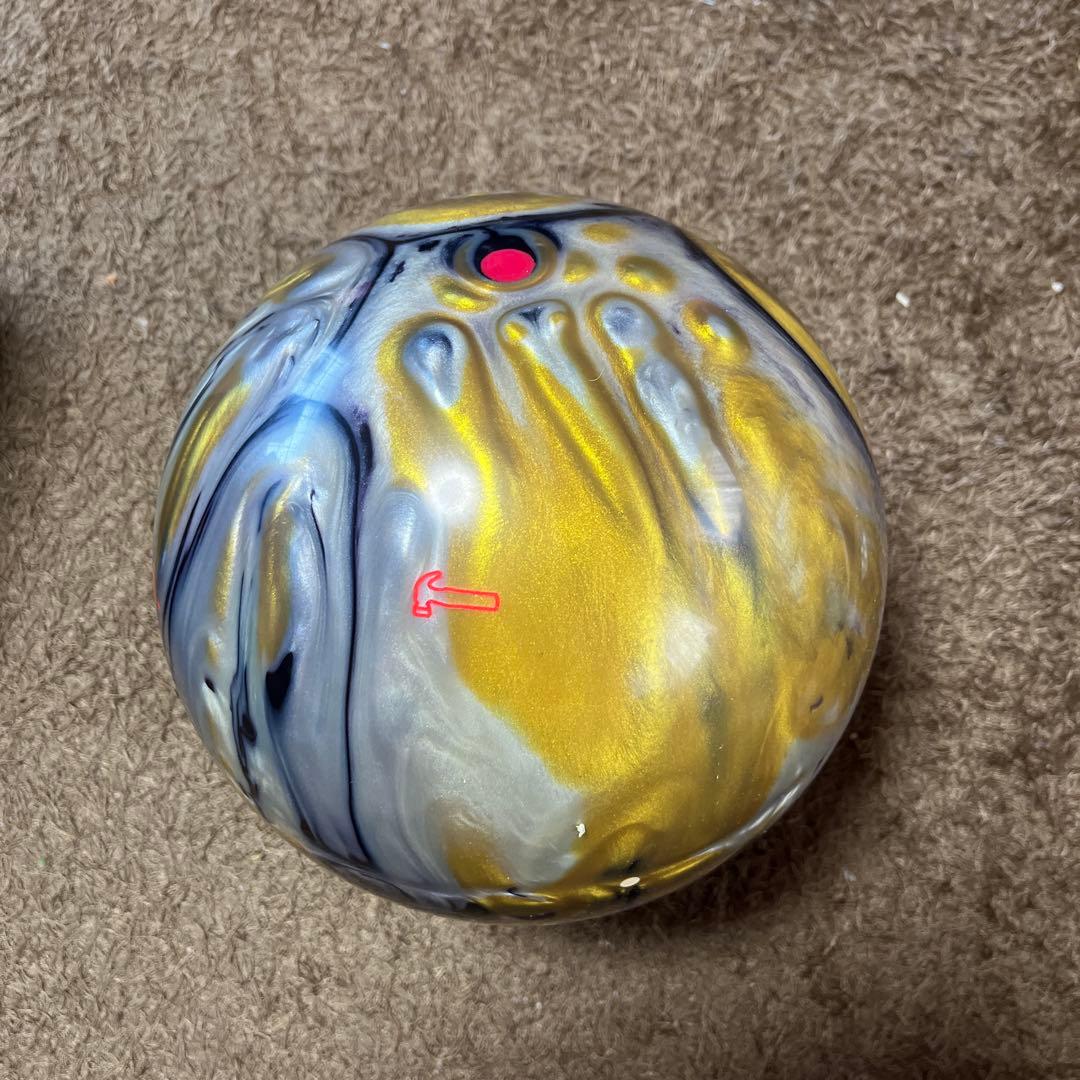 スコーピオンハイブリッド ボウリングボール