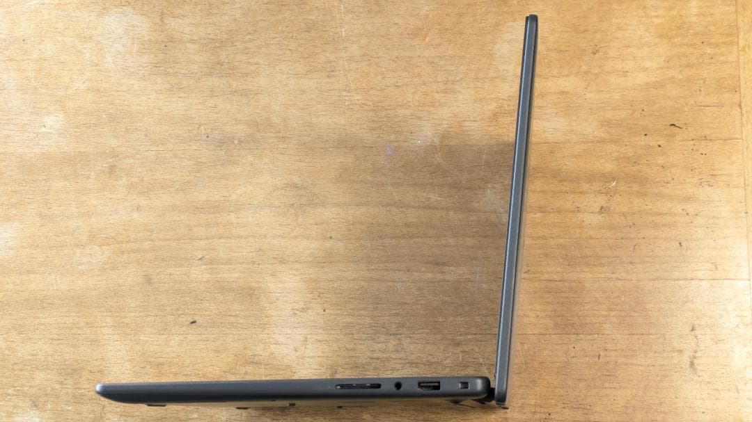 高年式　DELL /Win11/Ryzen5-8540U/16GB/SSD