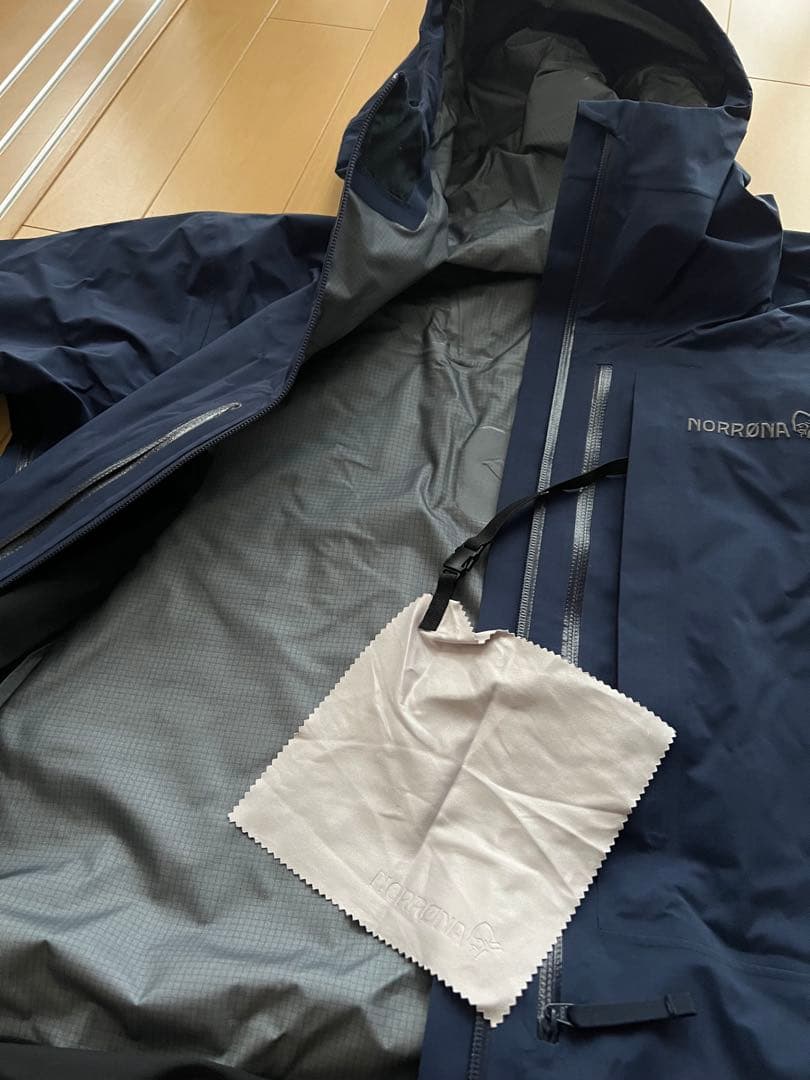 2023-24 Norrona lofoten Gore-Tex Pro 上下