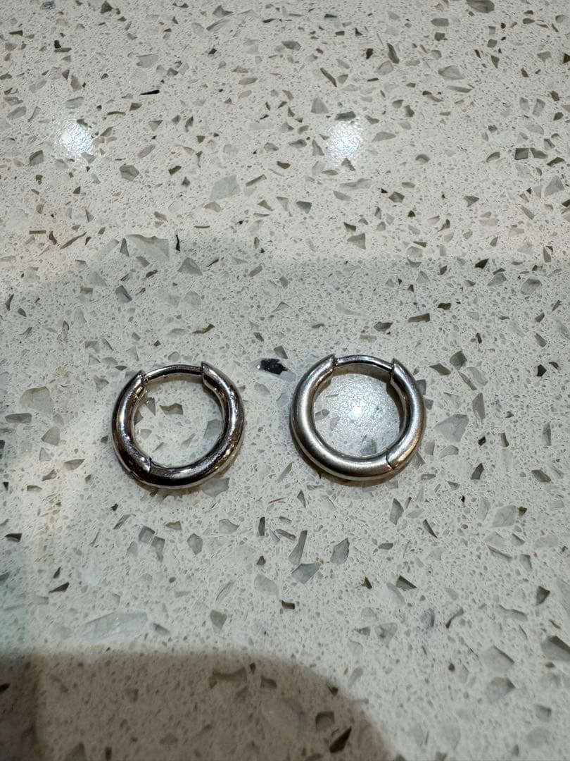 アクセサリー TOM WOOD Classic Hoops Small