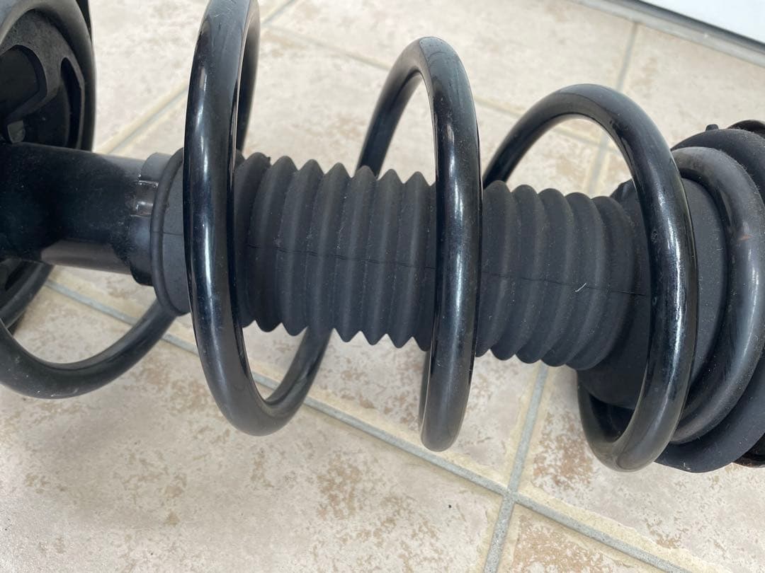 ヴォクシー 70 4WD 純正フロントサスペンション