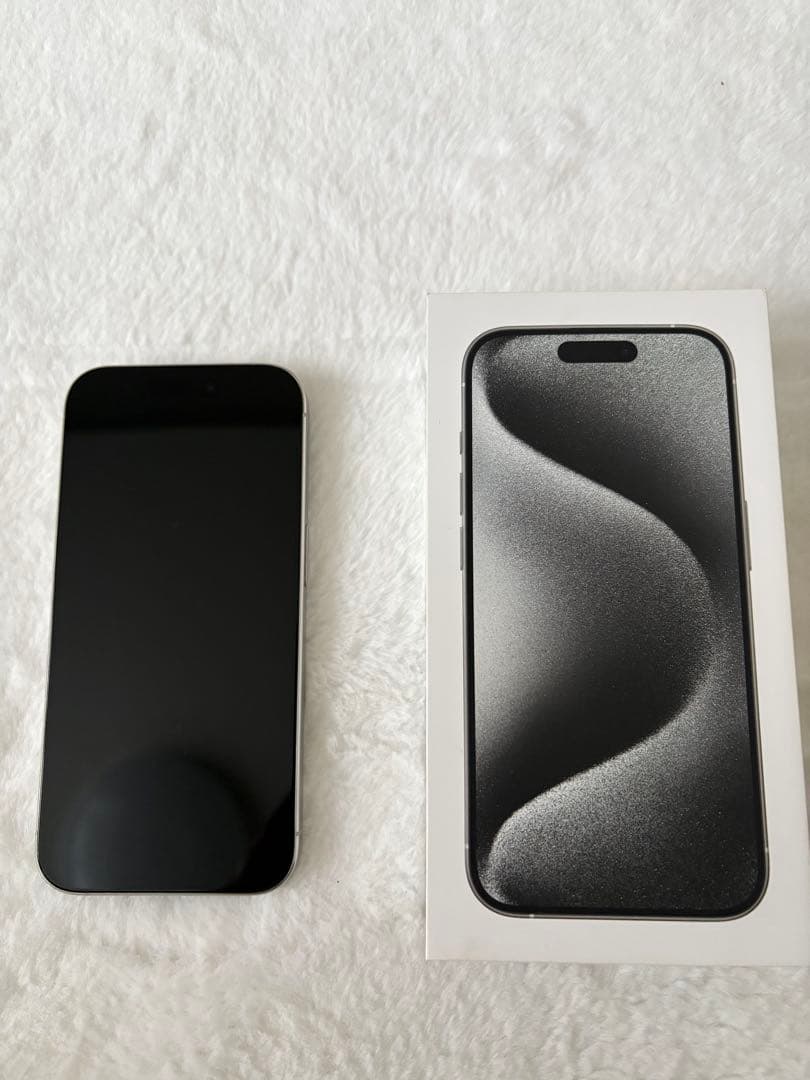 iphone15 Pro 128GB ホワイト　本体　美品