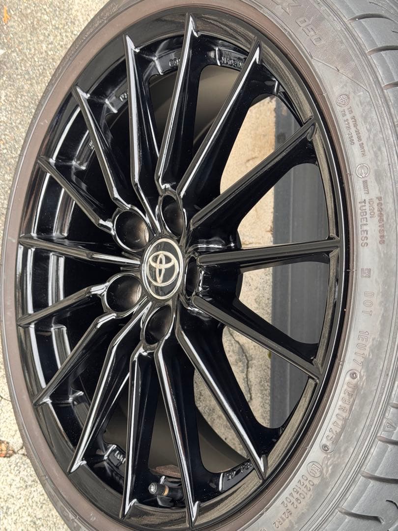 GRヤリス RZ 純正ホイールタイヤセット18インチ エンケイ製 2025モデル