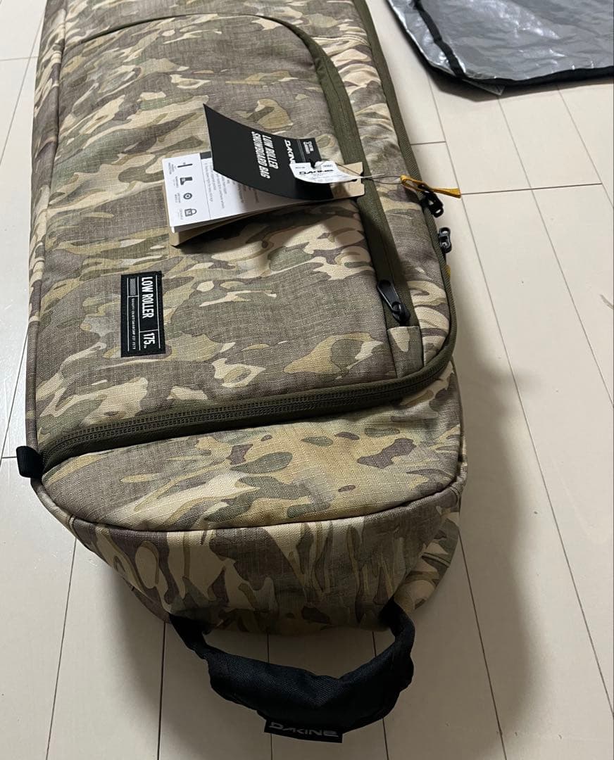 【良品】DAKINE ダカイン　日本正規品　スキーケース　スノーボードケース　②
