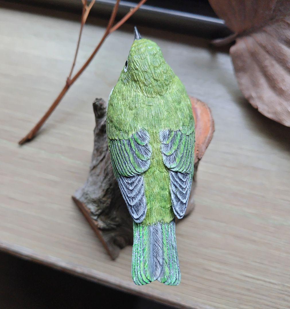 バードカービング　\"メジロ”