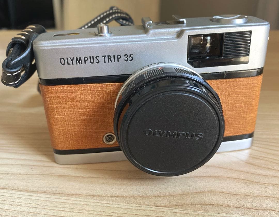 フィルムカメラ　OLYMPUS TRIP 35