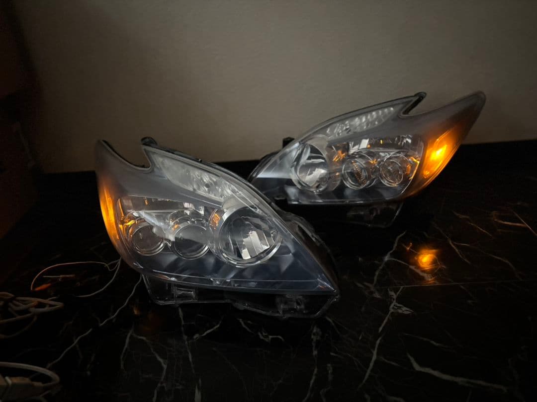 【即納】30プリウス　前期LEDエディション　US仕様　加工ヘッドライト