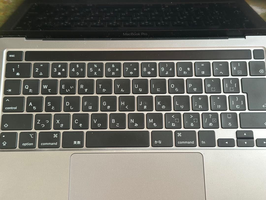 MacBook Pro 13インチTouch Bar2018年電源入らず部品取り