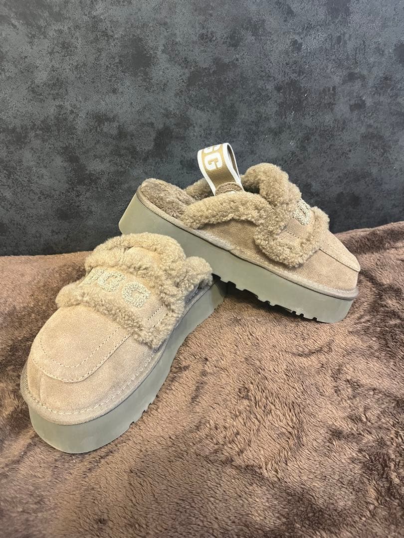 UGG 厚底サボサンダル ブラウン25cm