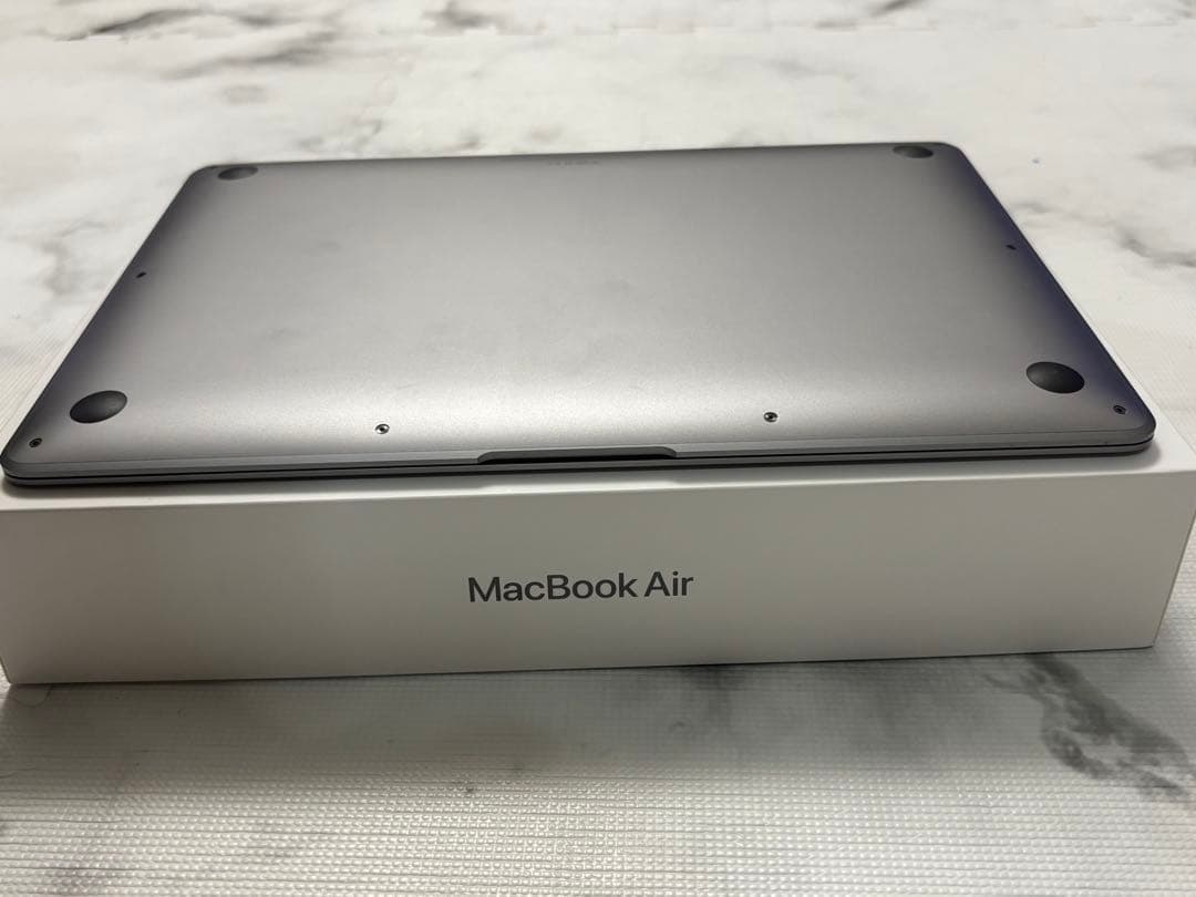 【極美品】MacBook Air M1 16GB 1TB USキー