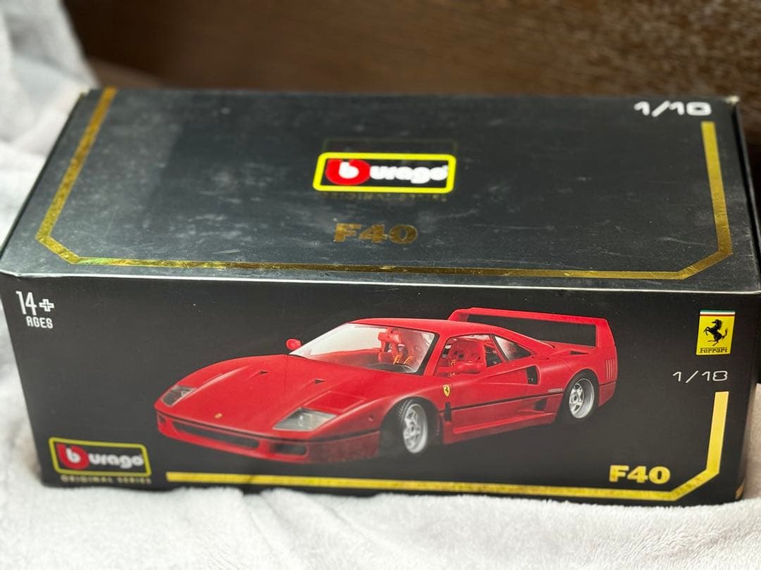 1/18 フェラーリF40