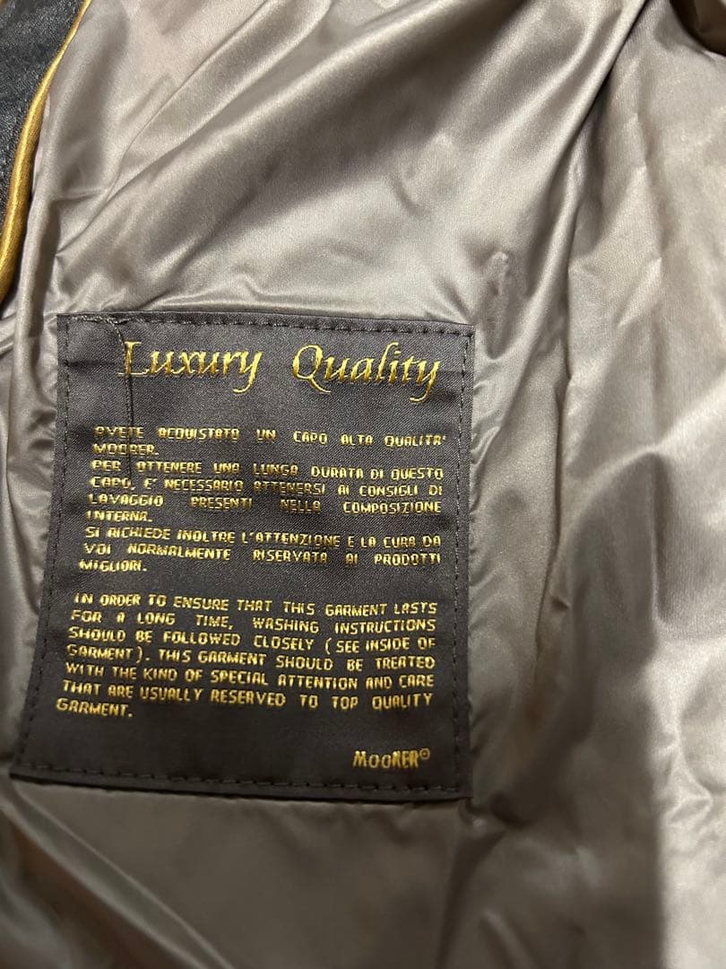 ムーレー　MOORER FAYER-NO ダウンベスト　サイズ４６