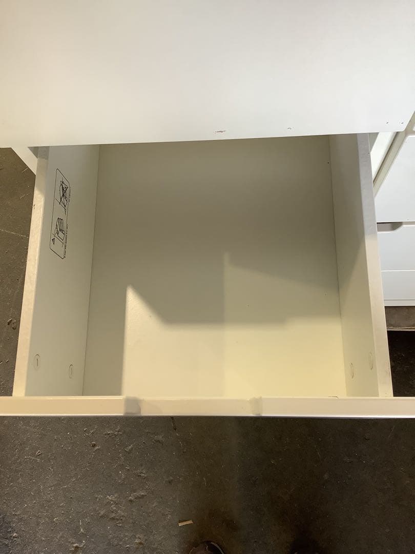 HA_AH 白いチェスト 引き出し6つ 小さ目のタンス