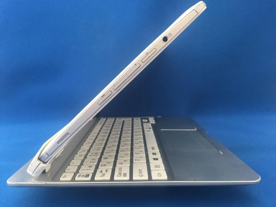 富士通 ARROWS Tab Q584/H 10.1型 タブレットノートパソコン