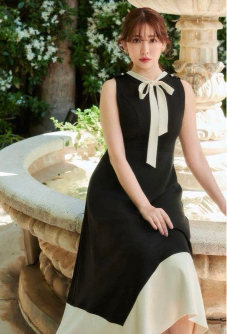 ワンピース Herlipto Imperia Asymmetric Dress