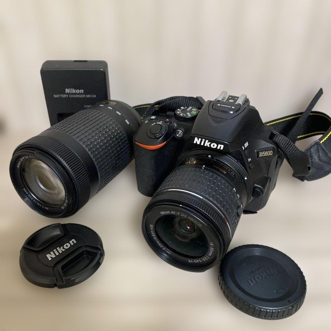 デジタルカメラ Nikon D5600 ,AF-P DX 18-55,70-300