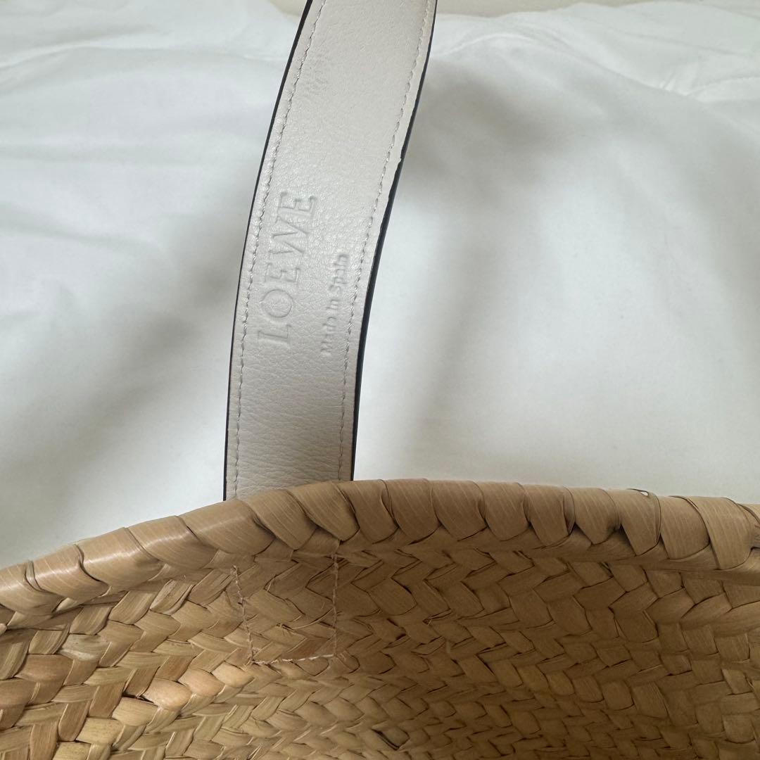 ロエベ　LOEWE ホワイト　カゴバッグ
