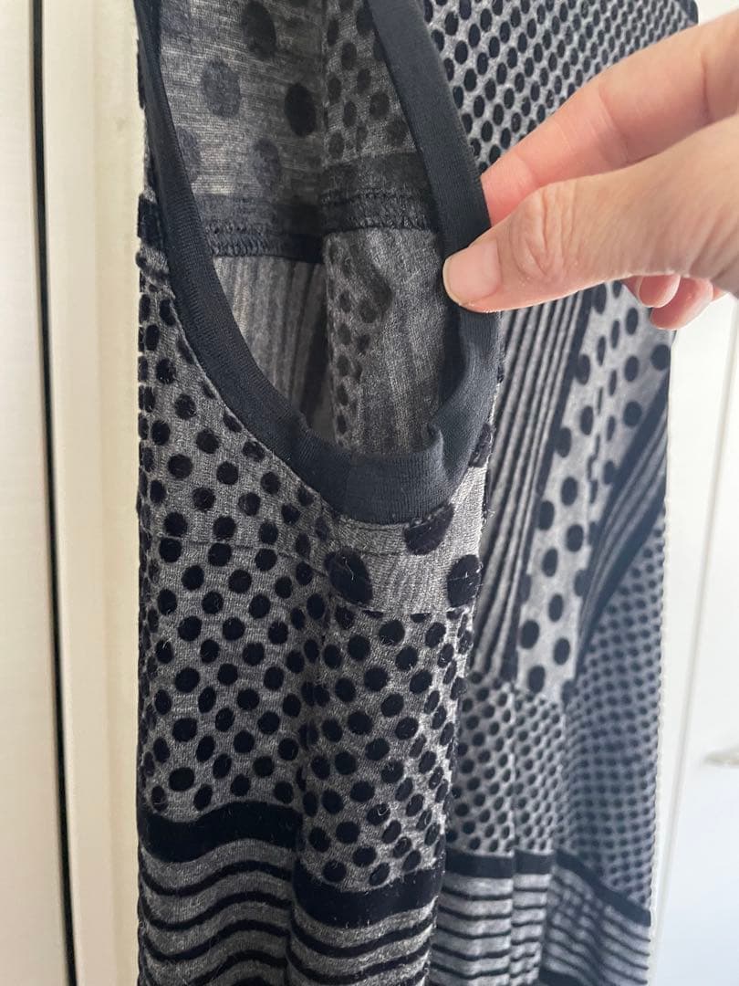 トクコプルミエヴォル/ドット柄Aラインチュニック