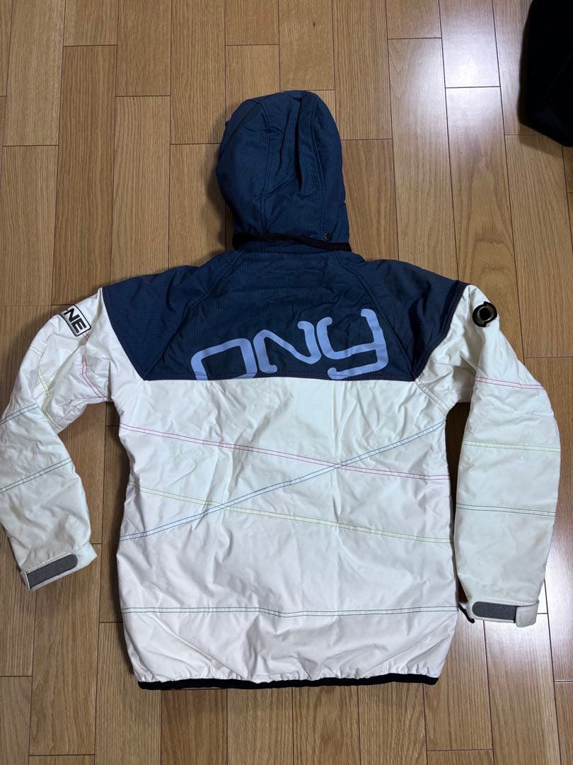 ONYONE スキーウェア 上下セット Lサイズ