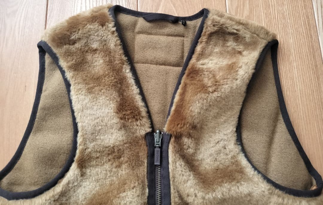 Barbour ボア ベスト ベージュ 34 ユニセックス ジレ