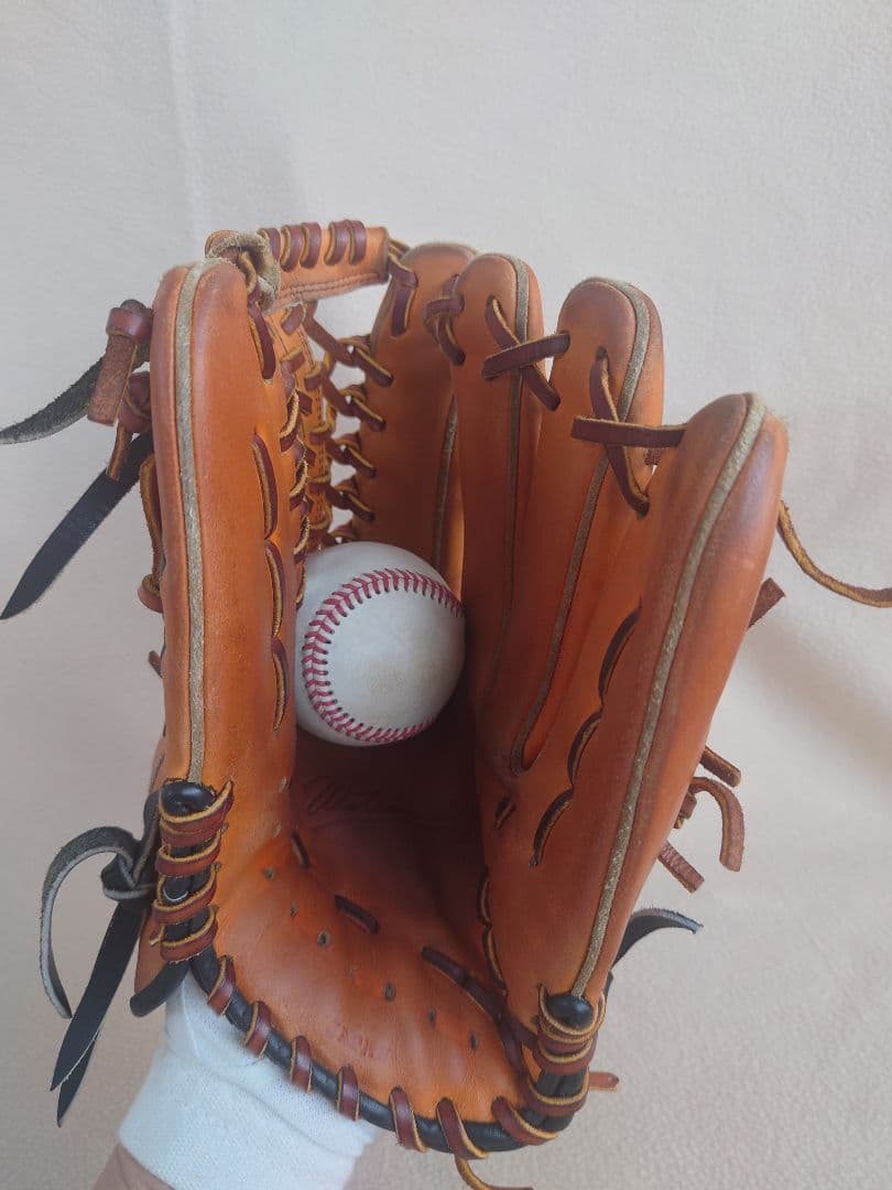 ク*シ様 NPB プロ支給品　外野手用グローブ　 元東京ヤクルトスワローズ　畠山