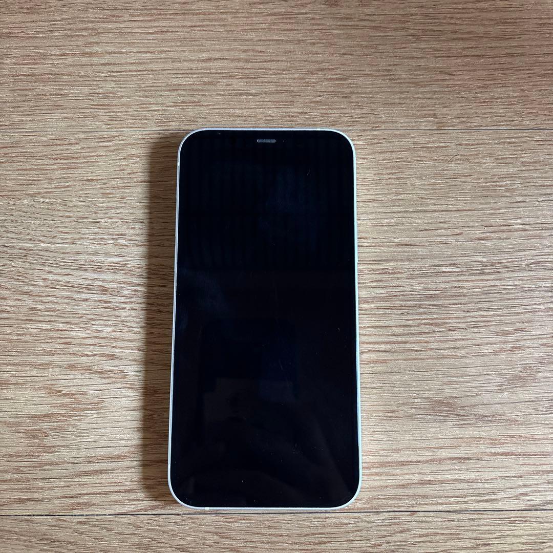 美品 iPhone11 White 128GB