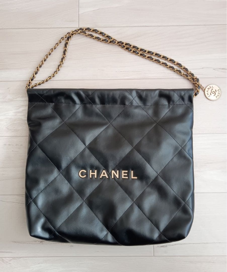 CHANEL キルティングレザークラッチバッグ チェーンストラップ シャネル