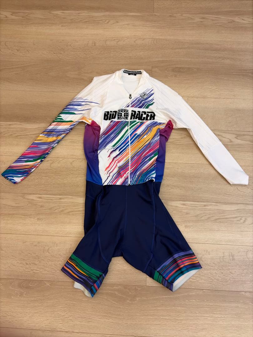 ビオレーサー　エアロスーツ