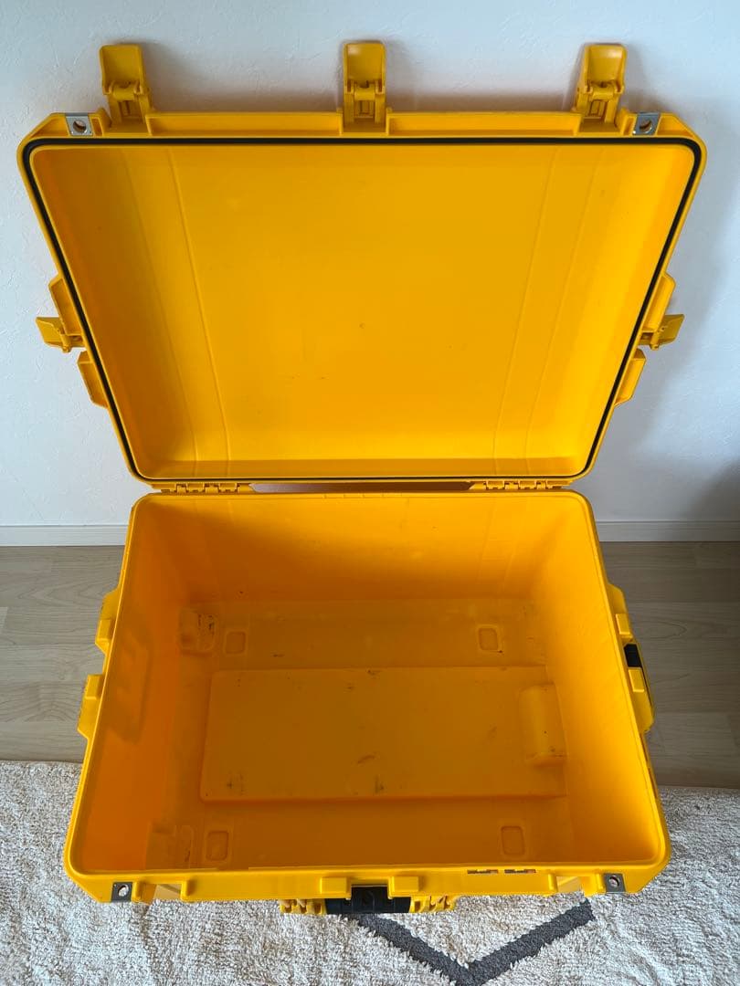 PELICAN AIR イエローケース キャスター付き