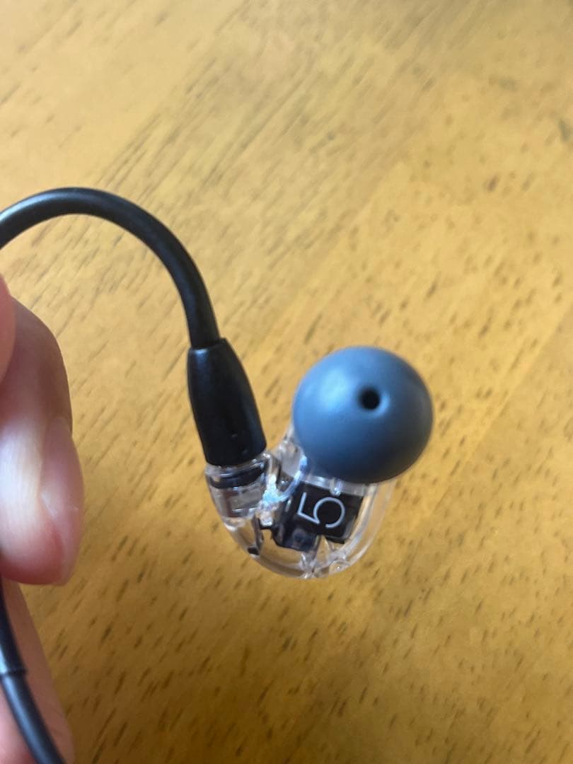 SHURE AONIC 5 有線イヤホン【最終値下げ】