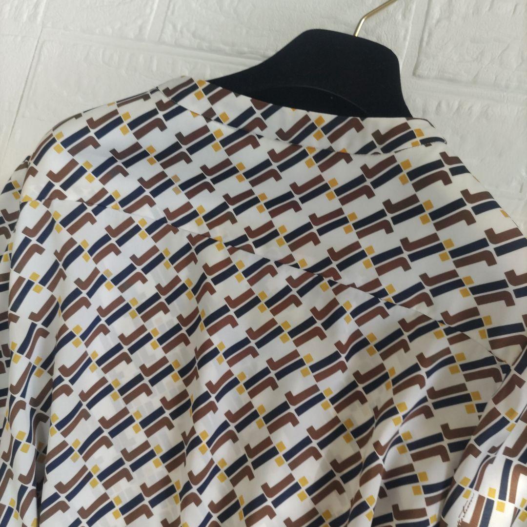 専用✨美品✨Aquascutum　アクアスキュータム　アブストラクトプリント