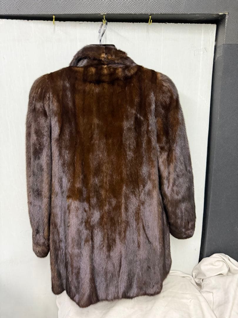 美品　金のSAGA MINKブラウン毛皮コート