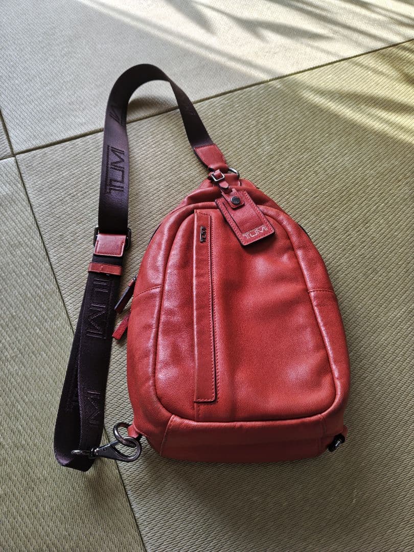 TUMI オールレザー　バックパック　オレンジ