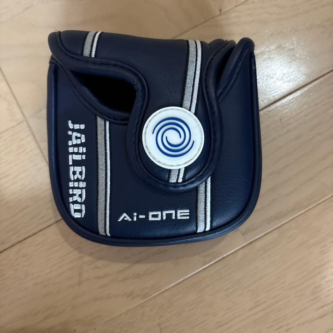 ODYSSEY Square 2 Jailbird パター