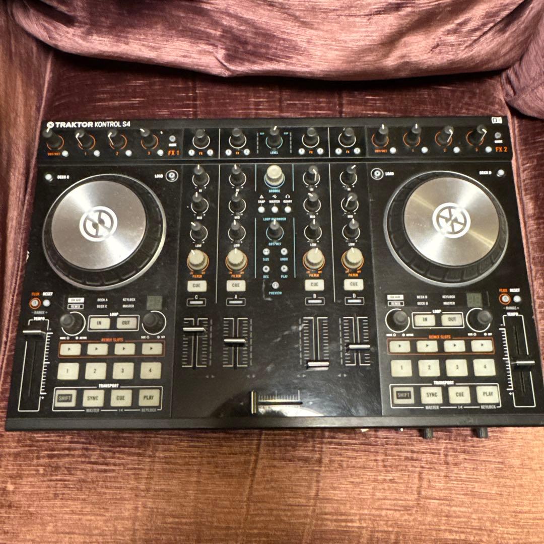 DJ機材 TRAKTOR KONTROL S4 mk2