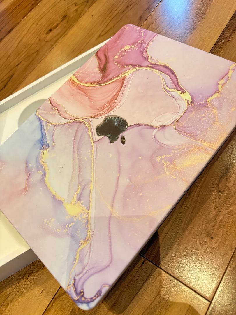 MacBook 13インチ M2 256GB