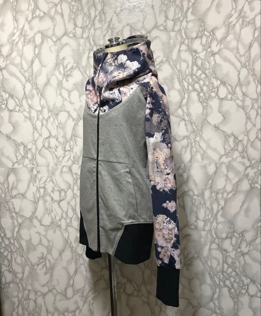 BALMUNG バルムング ハイネックパーカー