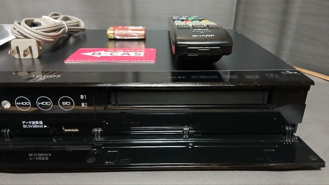 500GB シャープ AQUOS BDレコーダー☆BD-W580☆リモコン付 2