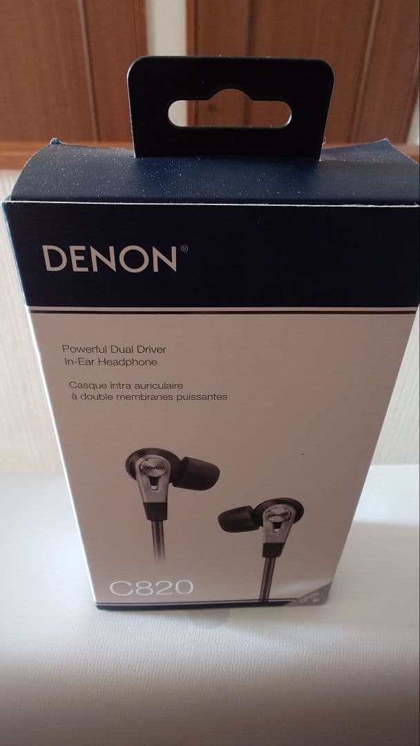 【新品未使用】Denon AH-C820 カナル型イヤホン　ハイレゾ対応