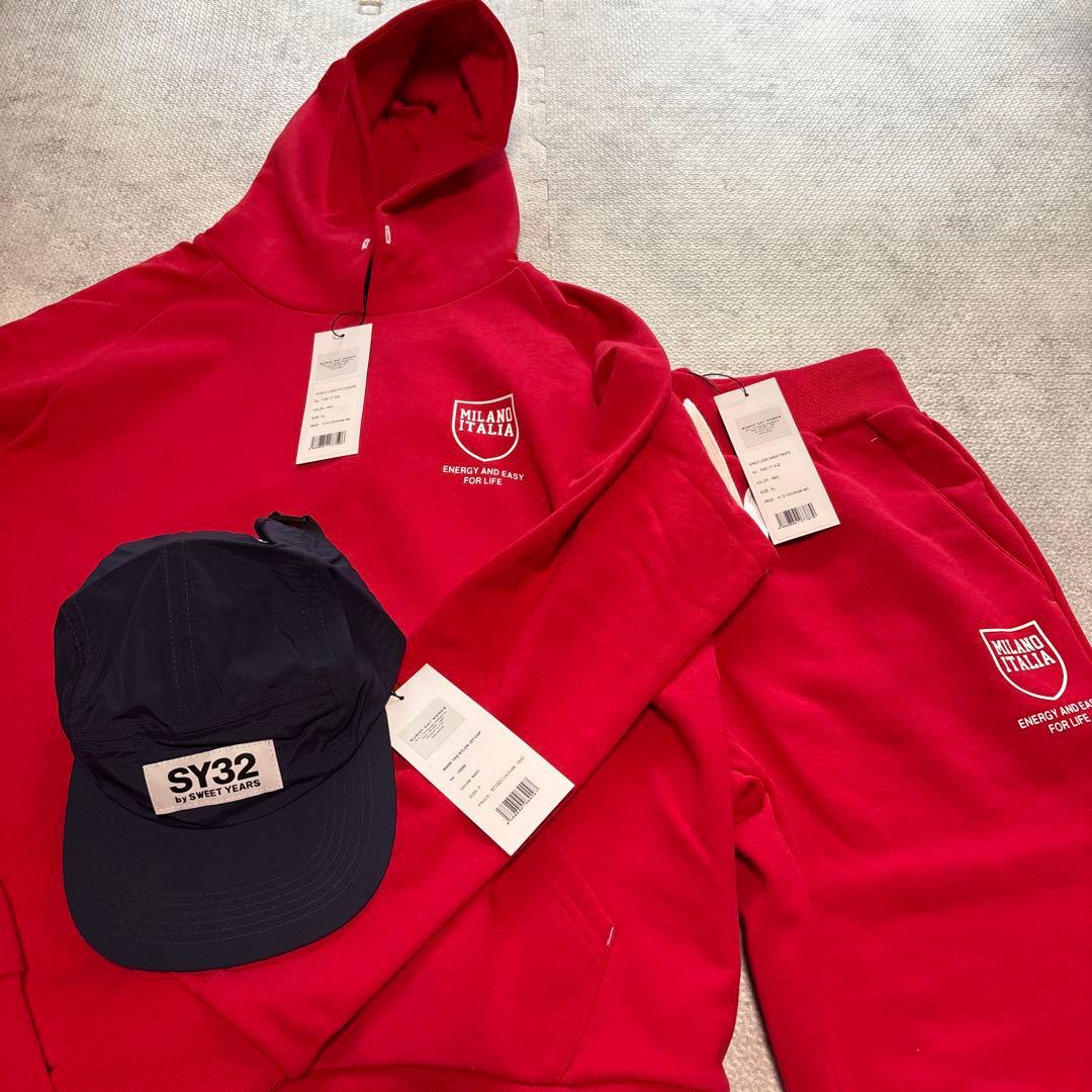 SY32 赤 フード付きトレーナーとスウェットパンツ、帽子セット