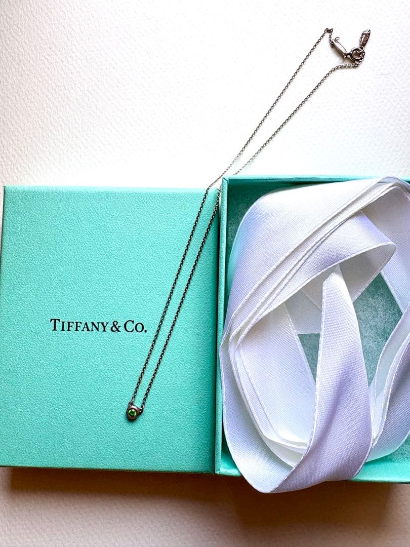 ティファニー　エルサペレッティ　バイザヤード　グリーンガーネット