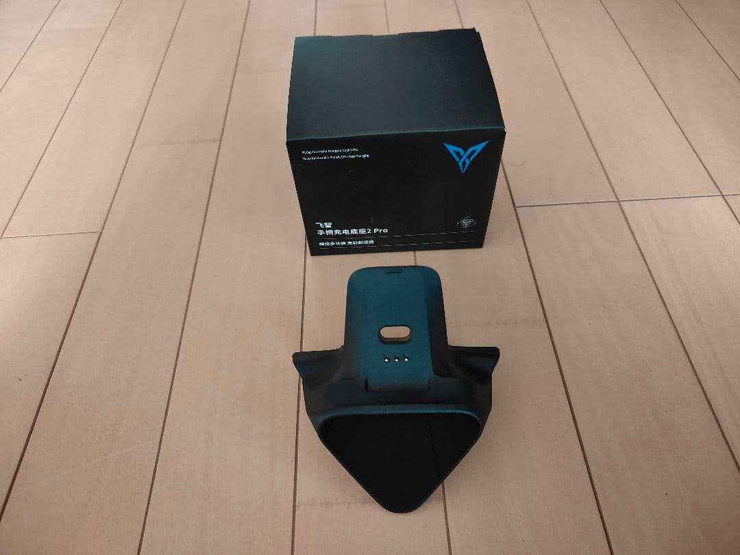 Flydigi Vader 5 Pro ゲームコントローラー 充電器セット