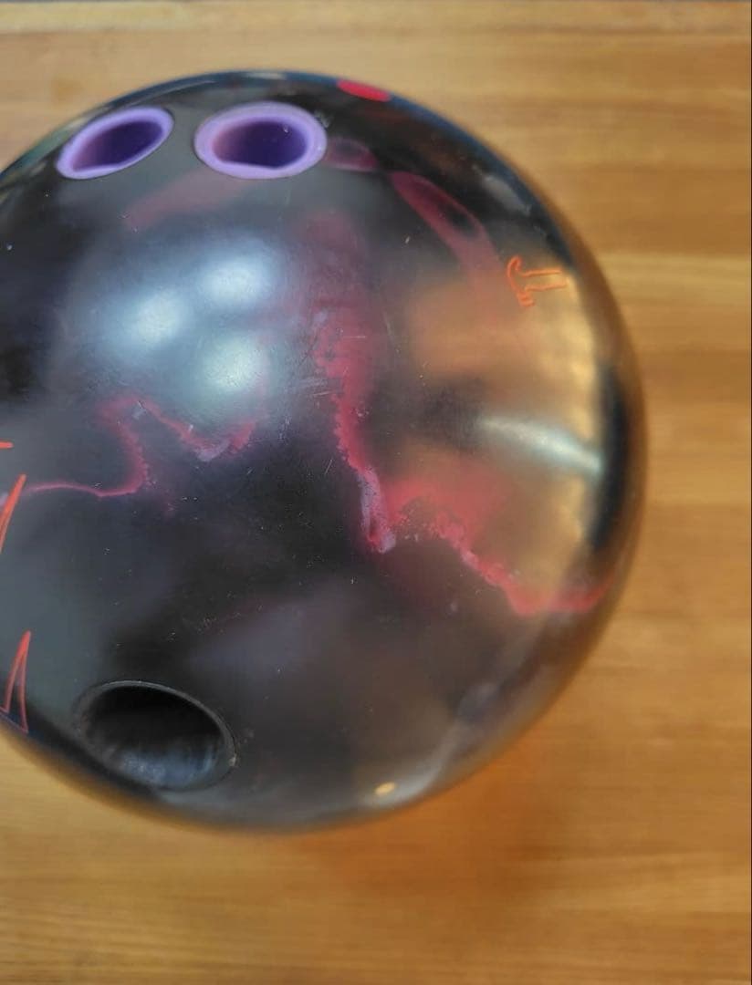 ブラックウィドー　ボウリング