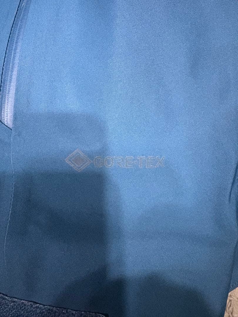 『極上』Patagonia ゴアテックス メンズスキーウェアLサイズ 上下セット