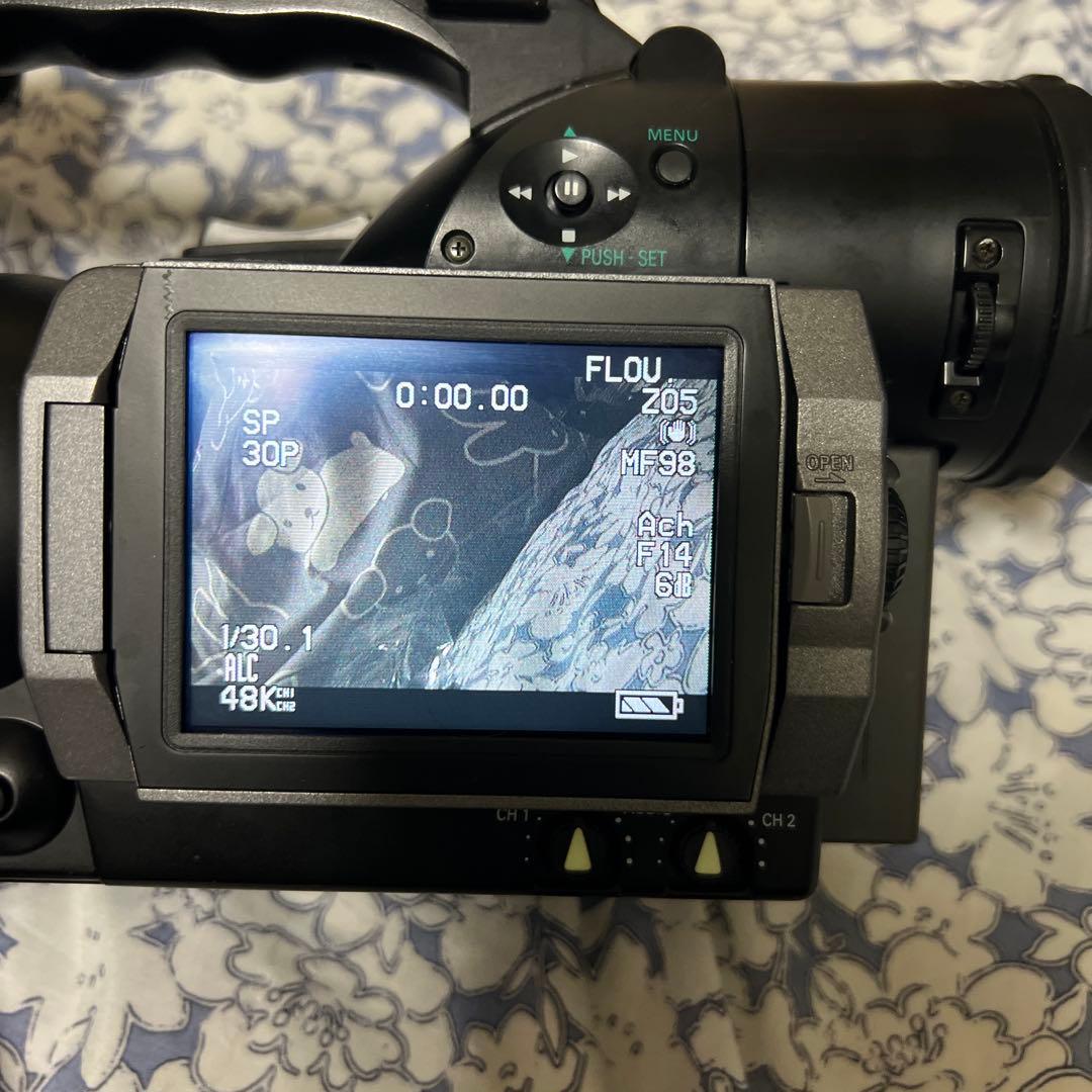 パナソニックmini DVカムレコーダ- AG-DVX100A通電ok ジャンク