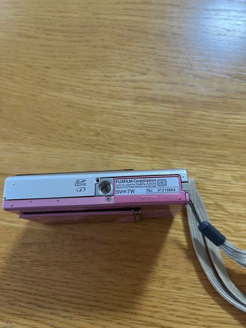 FUJIFILM FINEPIX Z コンパクトデジタルカメラ　ファインピクス