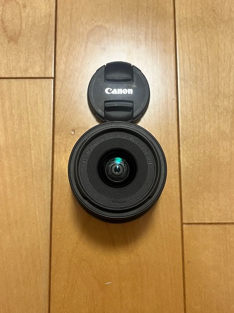 〈ほぼ新品〉キャノン EOS R100 RF-S デジタル カメラ