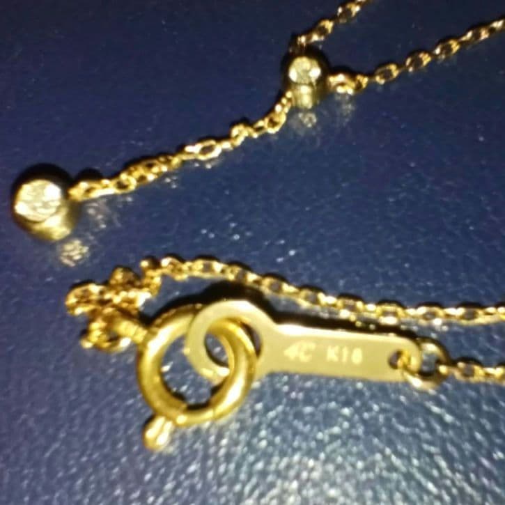 【美品】4℃　k18 Y字型　ダイヤモンドネックレス